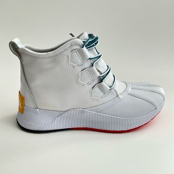 Sorel Out 'N About III Classic Waterproof Lace-up Boots Suede Low White 8 - Picture 2 of 14